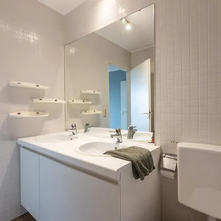 Lecomte - The Shorline Ocean Pearl- 109 * Oostende